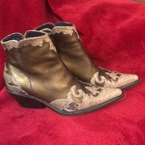 Donald J. Pliner Booties